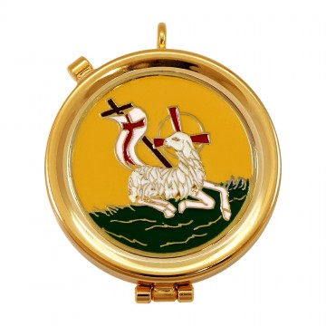 Pyx with Lamb of Peace Plate