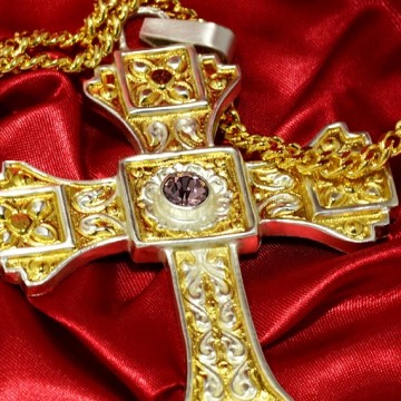 Pectoral Cross in Bicolor...