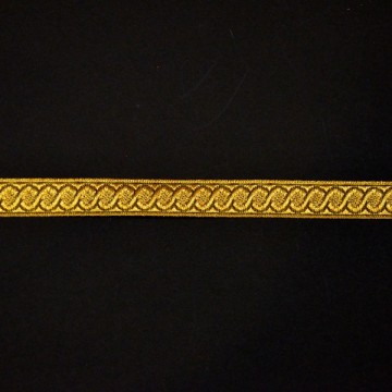 Gold Border Trim Chain...