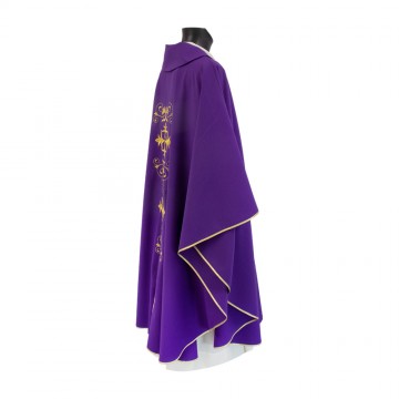 Embroidered Priestly Chasuble