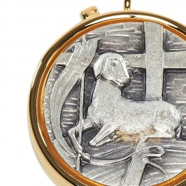 Lamb Pyx